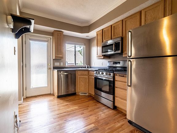 5th image of 829 E 400 S APT 112-1