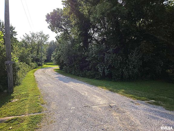 3rd image of 23941 N Carpenter Ln
