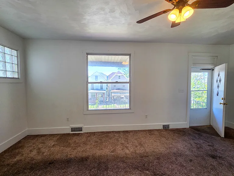 1330 Woodmont Ave — Photo 13