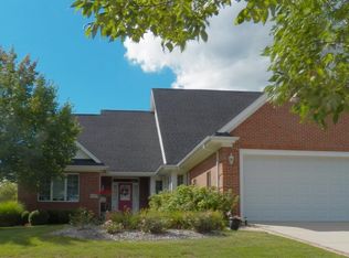 52 N Kilmartin Ct, Valparaiso, IN 46385