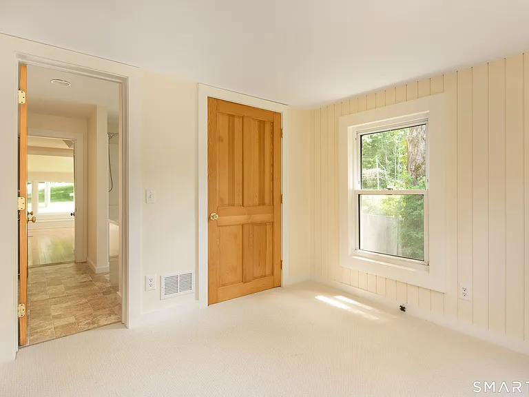 142 Factory St — Photo 12