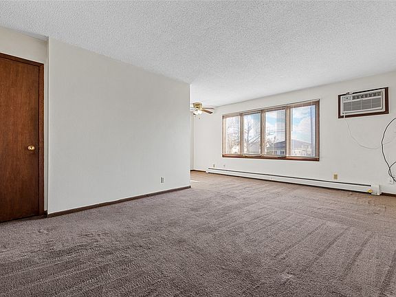 4th image of 3212 Wilson Ave SW