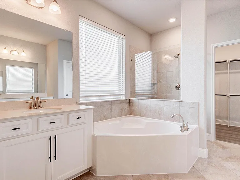 20430 Noble Arabian Dr — Photo 14