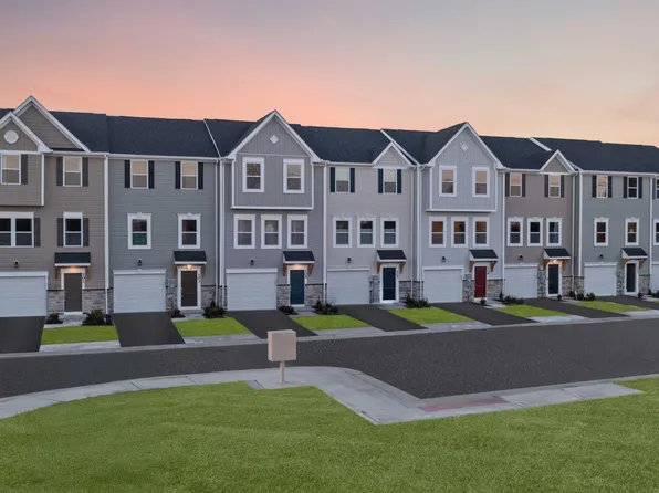 105 Boone Ct, Winchester, VA 22602