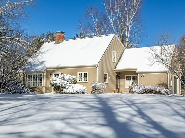 117 Burnham Rd, Bolton, MA 01740