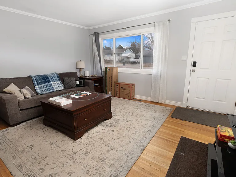 3606 Pembroke St — Photo 2