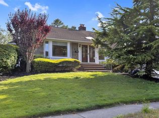 128 Hazelwood Drive, Jericho, NY