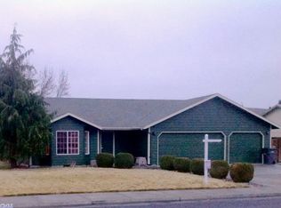 203 W 49th Ave, Kennewick, WA 99337