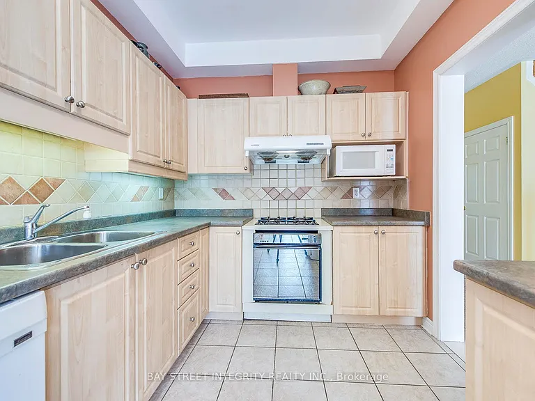 5326 Dryden Ave — Photo 13