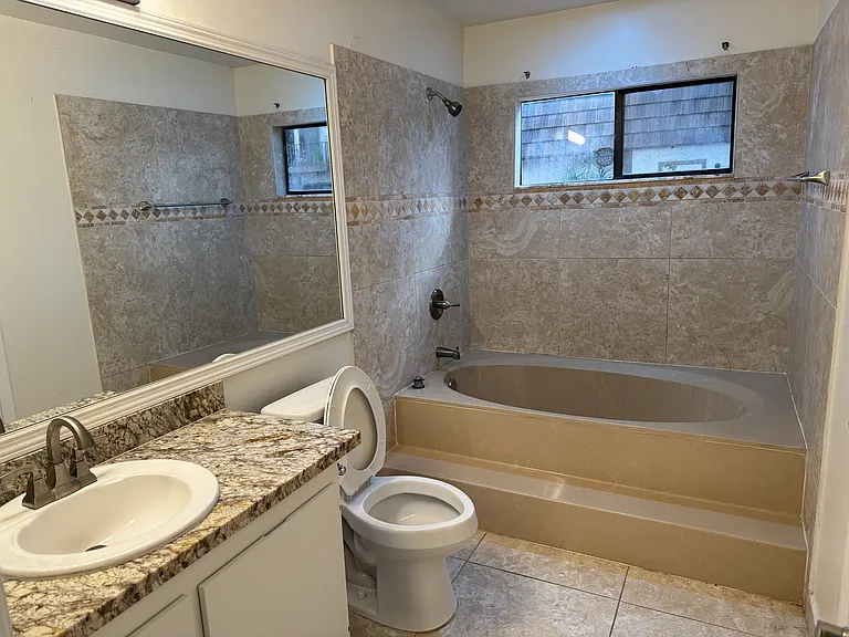 4167 Palm Bay Cir #C — Photo 5