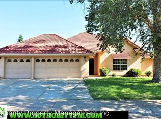 2170 Darsha Ln, Redding, CA 96003