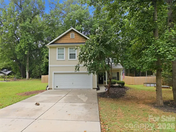 1413 Clark Rd, Lancaster, SC 29720