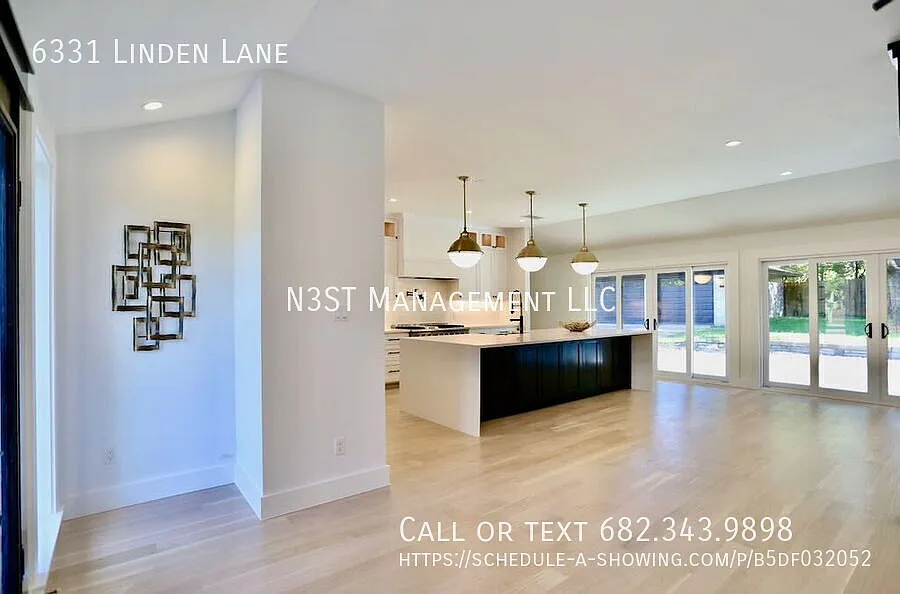 Executive Lease Near Preston Hollow - Chef's Kitchen, Gated Drive & Spacious Patio — Photo 3