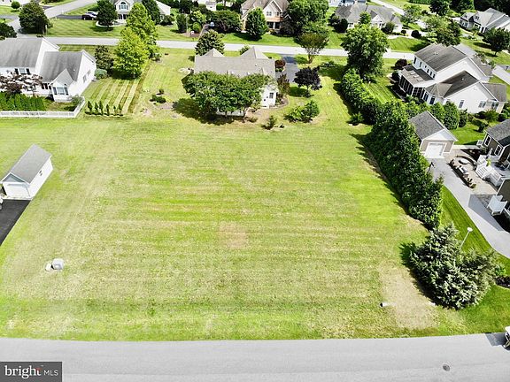 3rd image of 35972 Blue Runner Ln