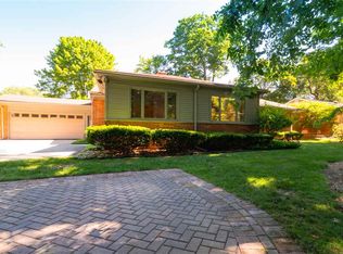 32045 Nottingwood St, Farmington Hills, MI 48334