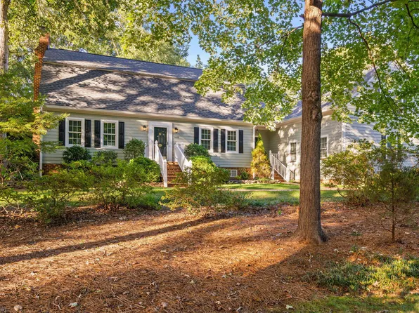 1405 October Rd, Raleigh, NC 27614