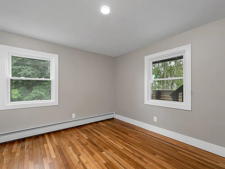 175 Pleasant St #2A — Photo 11