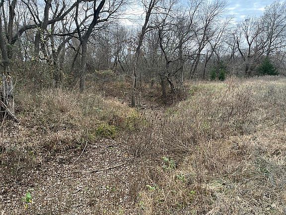 5th image of 385101 E 1100th Rd