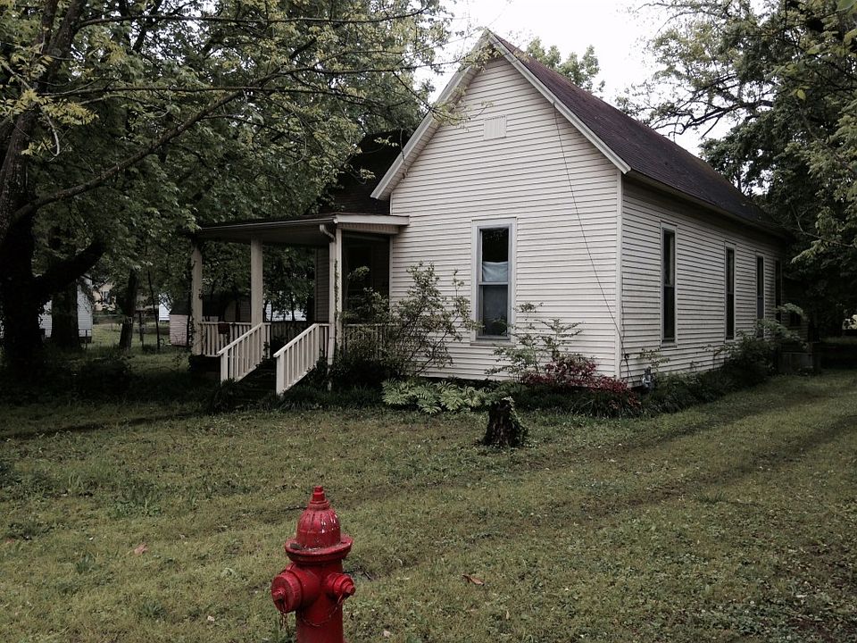 1st image of 227 E Sherrod Ave