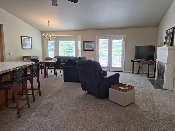 3rd image of 13632 Gold Country Dr