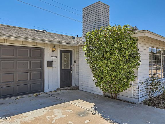 4th image of 2029 W CLAREMONT Street