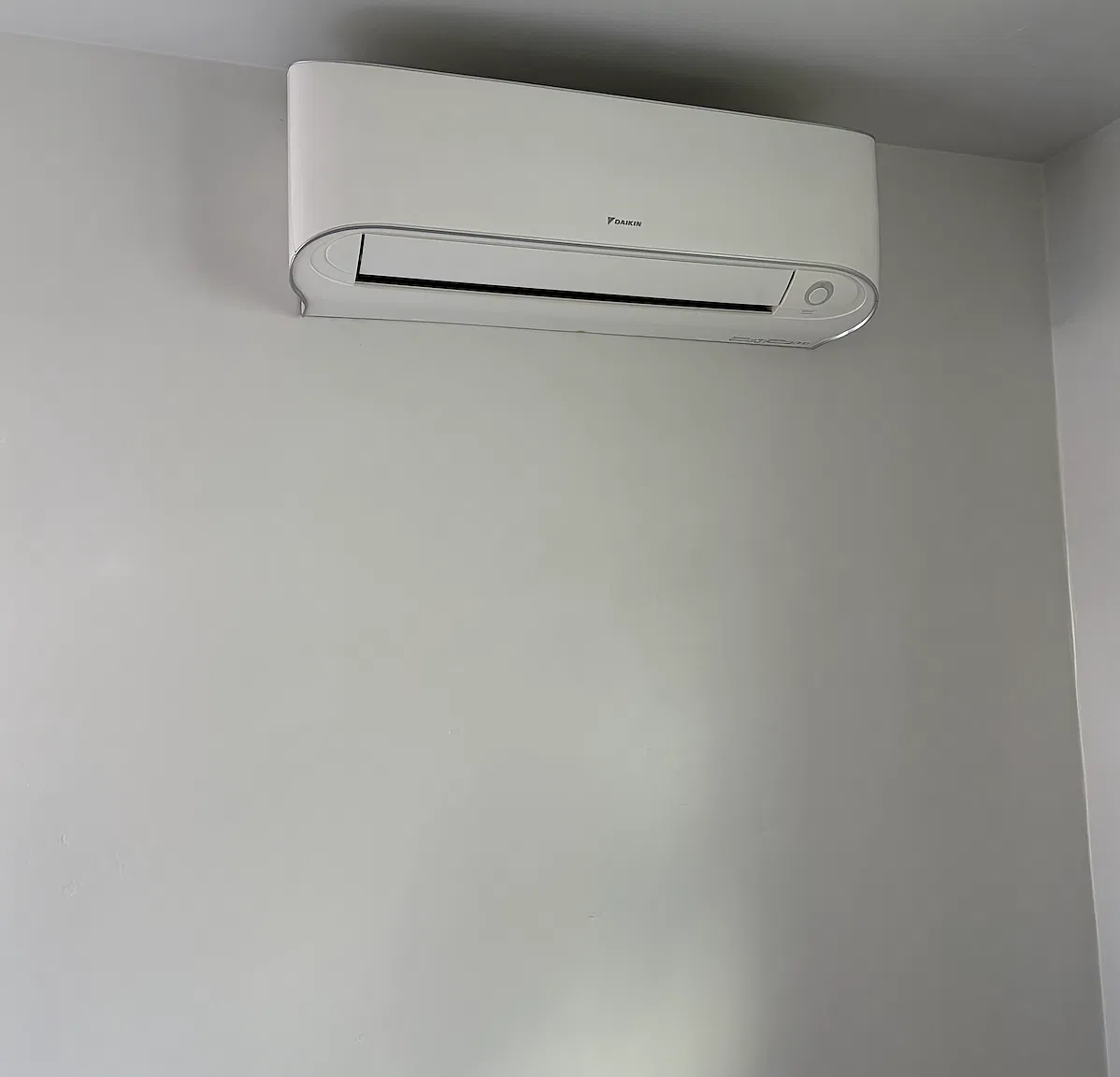 Studio, 250 sqft, $1,200 — Photo 3