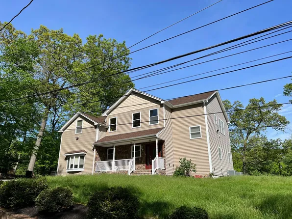 10 Sylvan Ln, Denville, NJ 07834