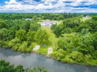 1952 Ontario St, Honeoye Falls, NY 14472