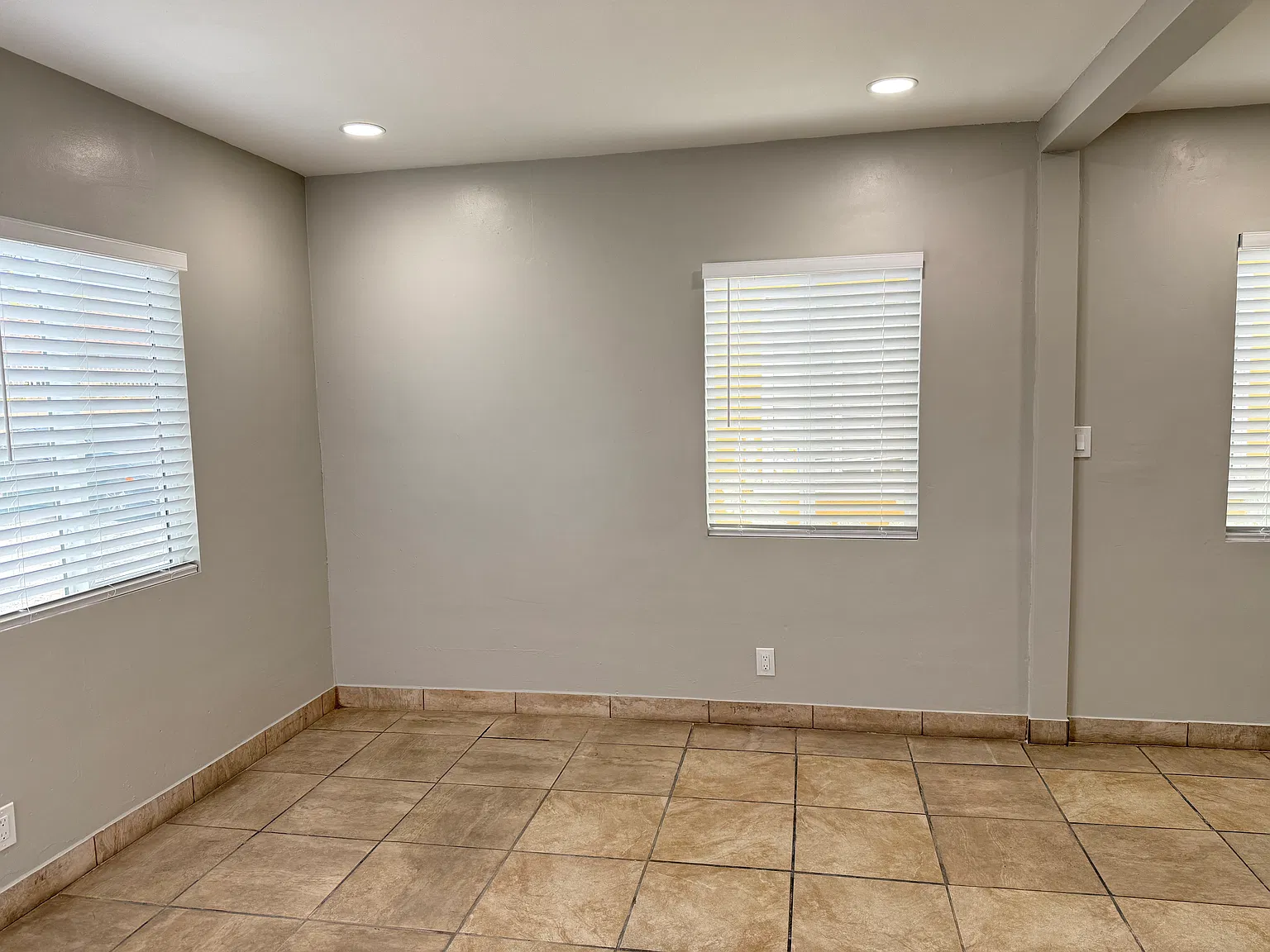 1 bed, 400 sqft, $1,595 — Photo 4