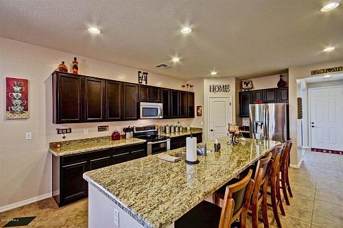 3rd image of 41387 W Elm Dr