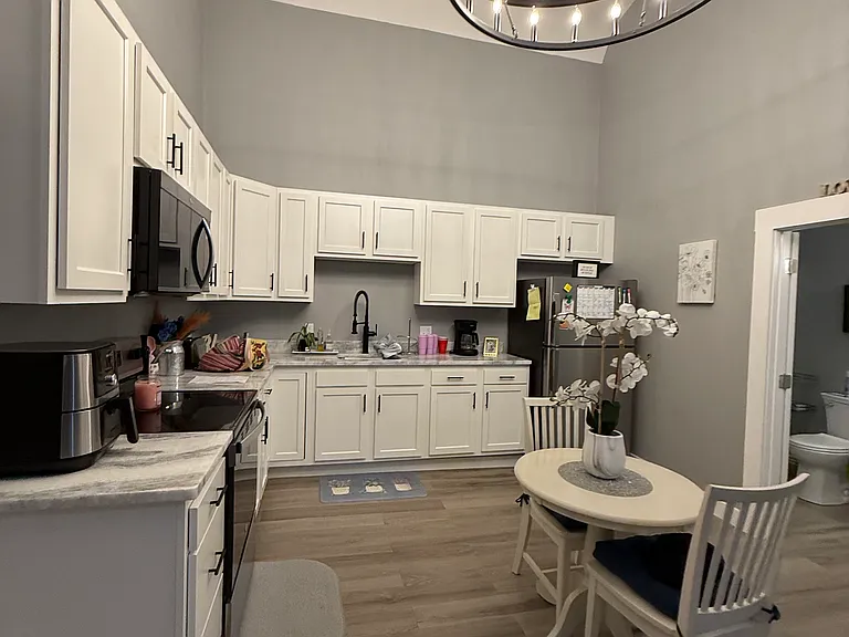 77 Elm St #7 — Photo 2