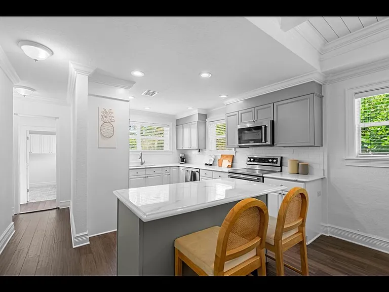 521 Ardmore Rd — Photo 12