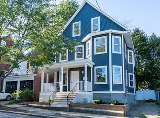 12 University Ave #2, Providence, RI 02906