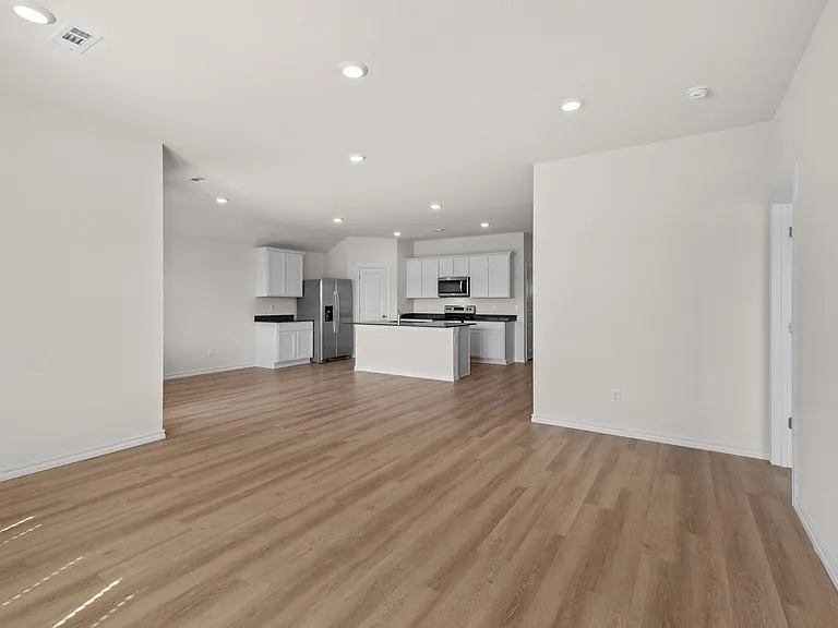 1317 Bates St — Photo 8