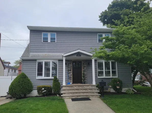 38 Tremont Ave, Staten Island, NY 10314