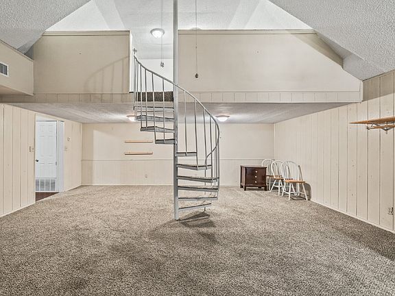 5th image of 4607 35th St