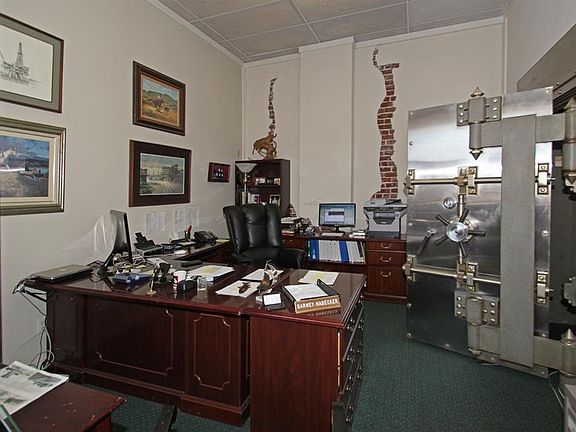 5th image of 5 N Baldwin St