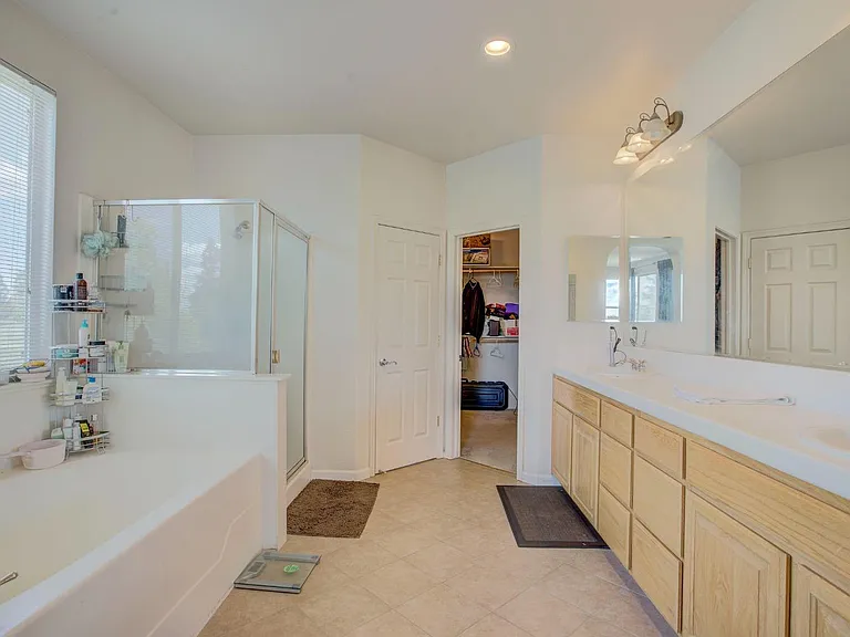 7820 Tigerwoods Dr — Photo 4