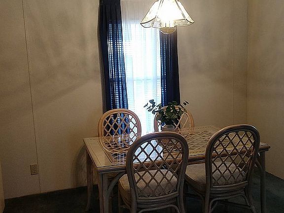 5th image of 412 Fountainview Ct #185