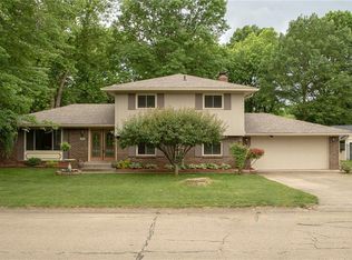 8612 Hunting Trl, Indianapolis, IN 46217