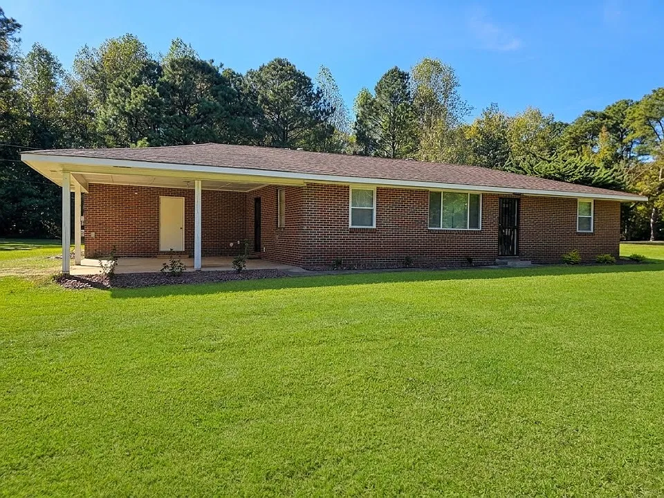 2304 Roberta Rd