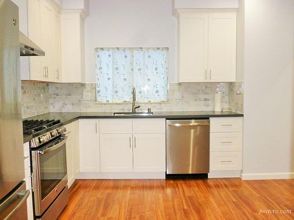 3rd image of 463 35th Ave #465