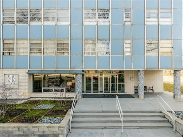 333 W Meyer Blvd APT 808, Kansas City, MO 64113