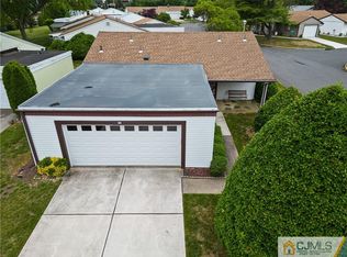 79 Chatham Dr #A, Monroe Township, NJ 08831