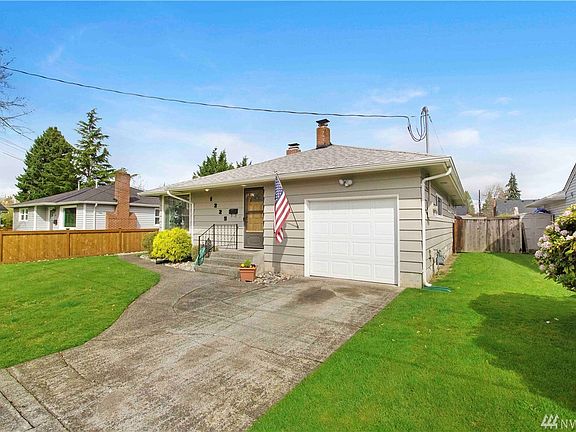 3rd image of 1225 2nd Ave NW