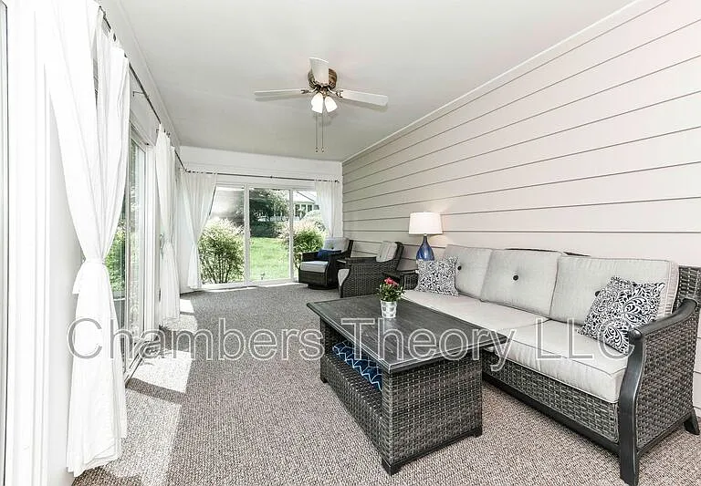 1427 Claves Ct — Photo 35