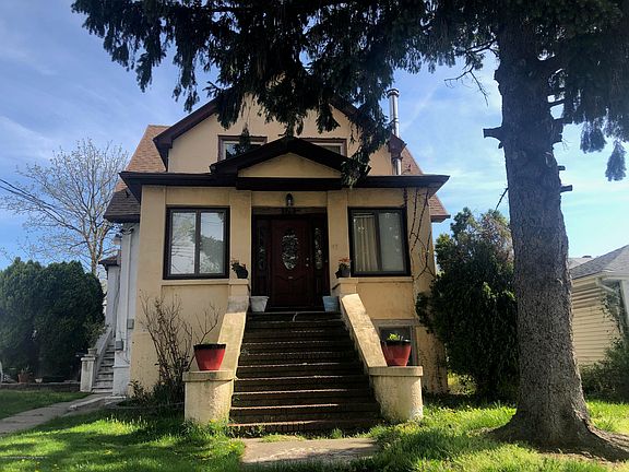 2nd image of 151 Armstrong Ave