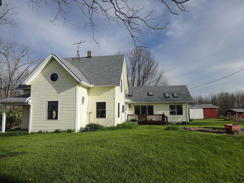 Huge Country Home w/History