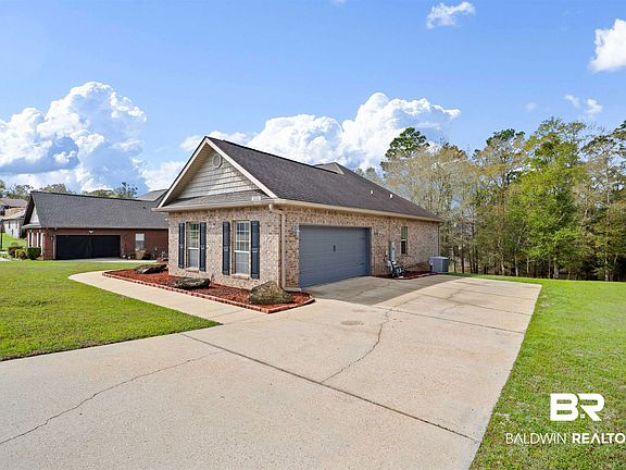 4th image of 3910 Trumbull Ct