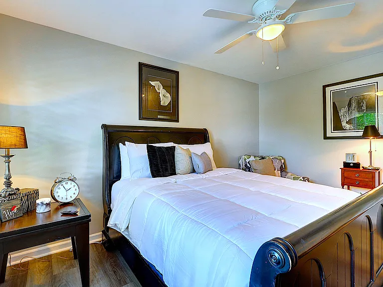 213 High Creek Dr — Photo 19